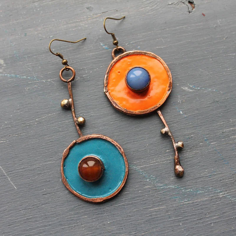 Pendientes vintage asimétricos con grafito en bronce antiguo