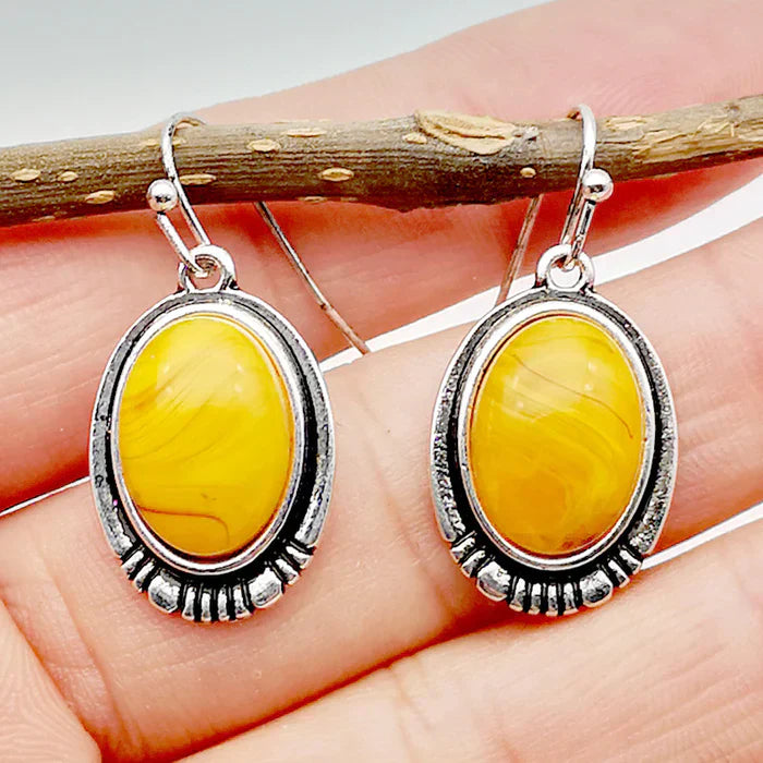 Pendientes de piedra amarilla