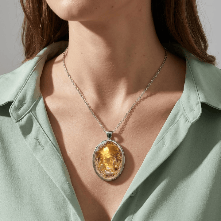 COLLAR DE VIDRIO DE LA NATIVIDAD DE JESÚS