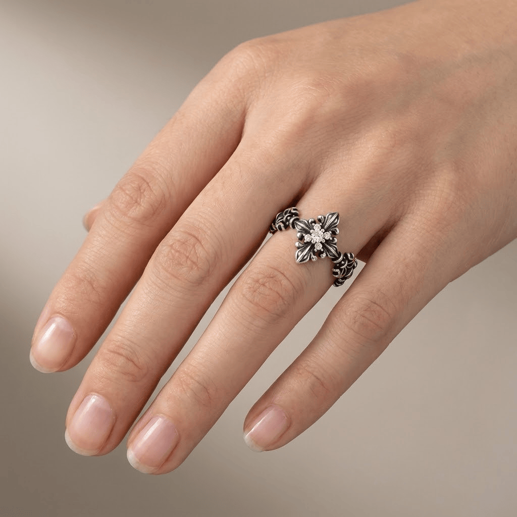 ANILLO CRUZ DE CIRCONIO RETRO - (AJUSTABLE)