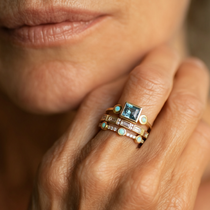 Conjunto de anillos vintage con cristales azules