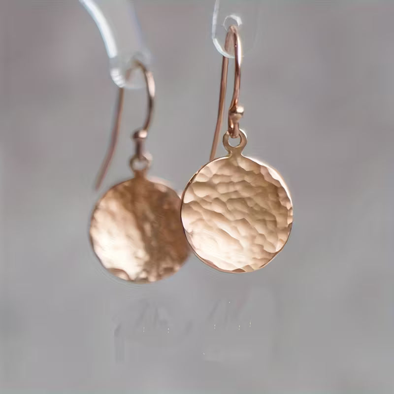Pendientes vintage redondos con forma de martillo