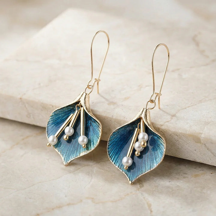 Pendientes vintage con perlas y flores