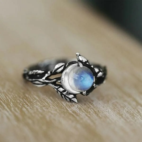 Anillo Elisabete con Piedra de Luna