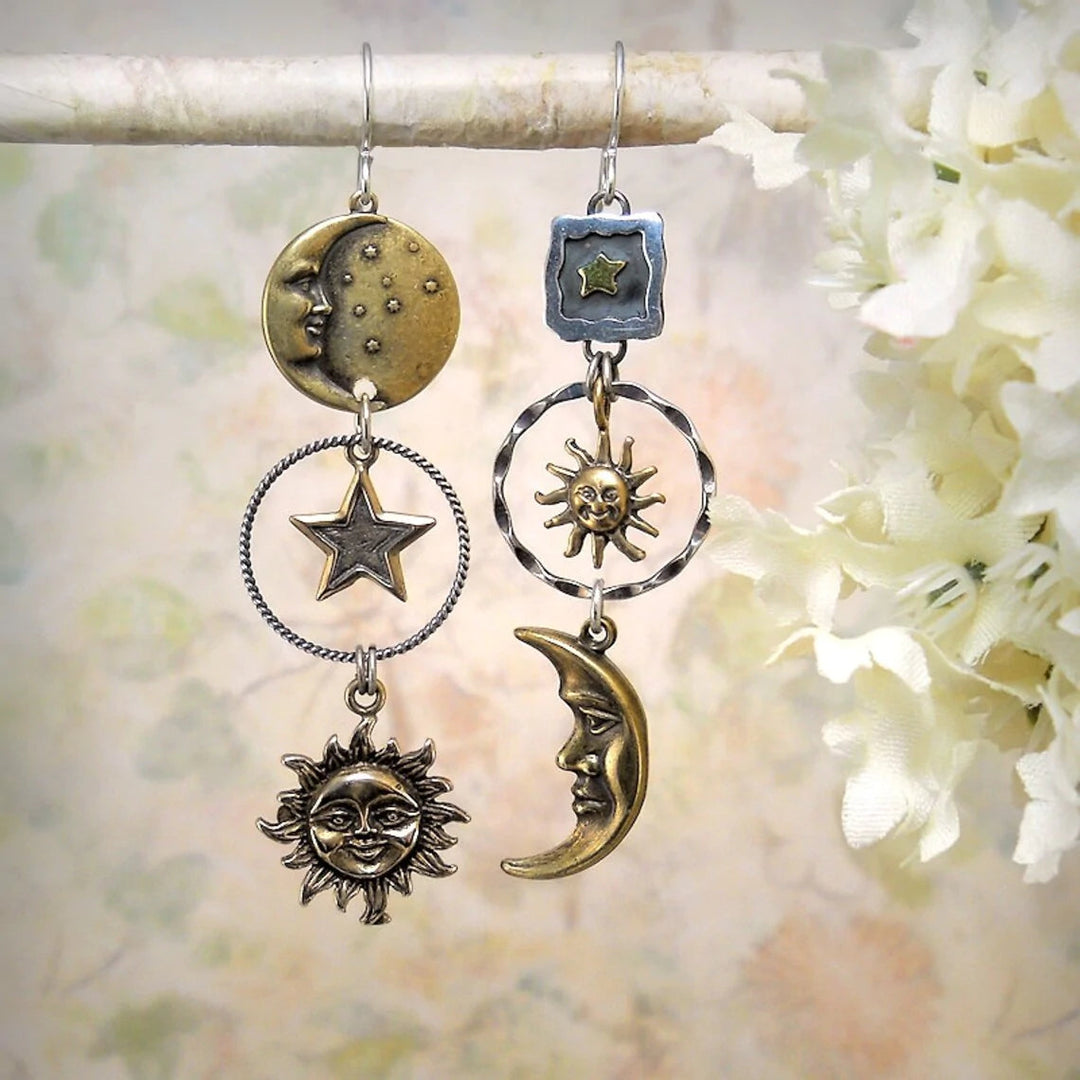 Pendientes con colgantes de sol y luna