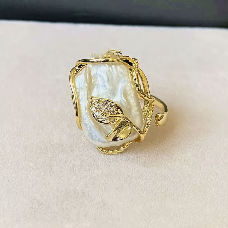 Anillo de Compromiso con Perlas Naturales de Agua Dulce