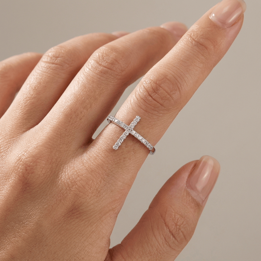 ANILLO CRUZ DE BRILLANTE PLATA - (AJUSTABLE)