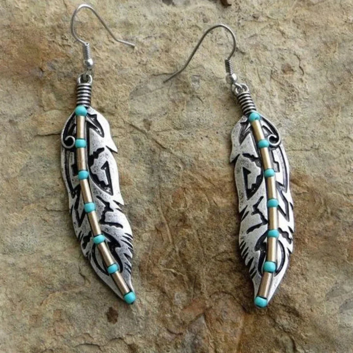 Pendientes vintage con hoja y piedra turquesa incrustada