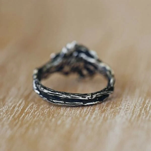 Anillo Elisabete con Piedra de Luna