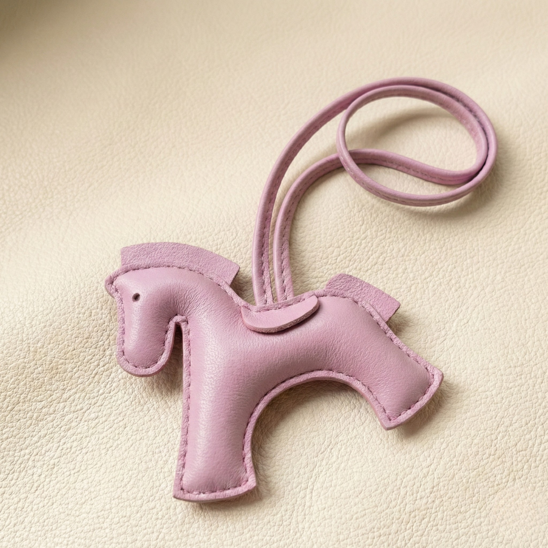 Llavero De Cuero Con Forma De Caballo Hecho A Mano