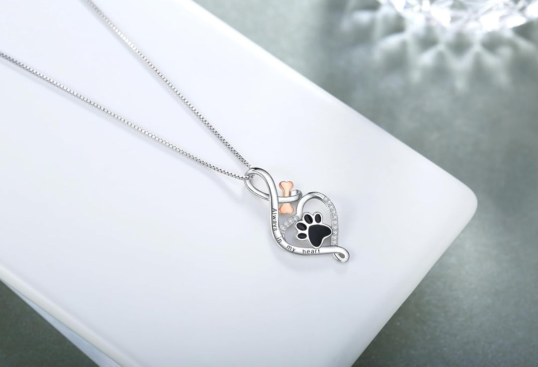 Collar Pata de la Suerte con Corazón, Hueso e Infinito – Colgante "Siempre en Mi Corazón"