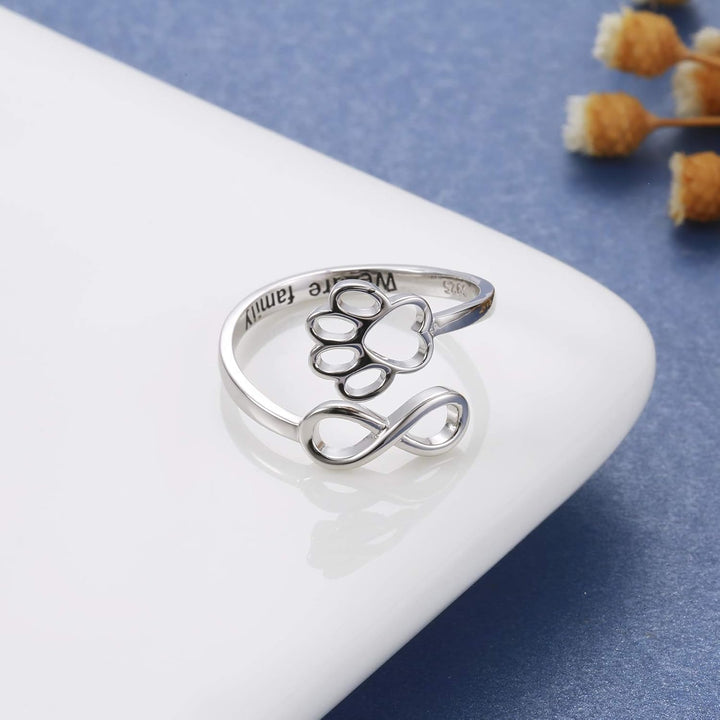 Anillo Artesanal con Huella y Corazón – Ajustable, Plata Esterlina 925