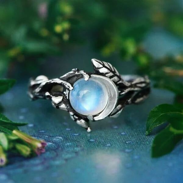 Anillo Elisabete con Piedra de Luna