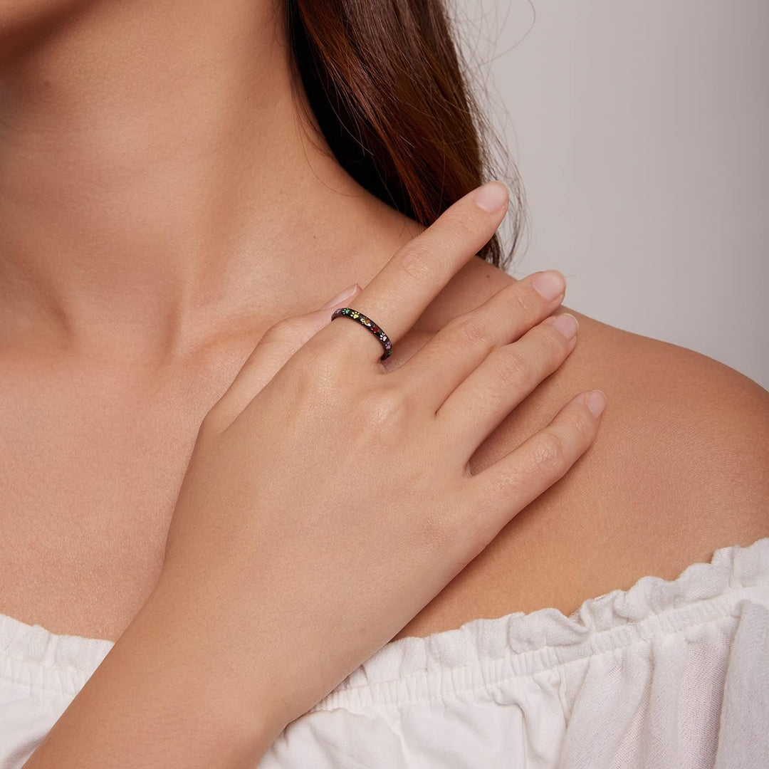 Anillo en Plata de Ley con Diseño de Huella