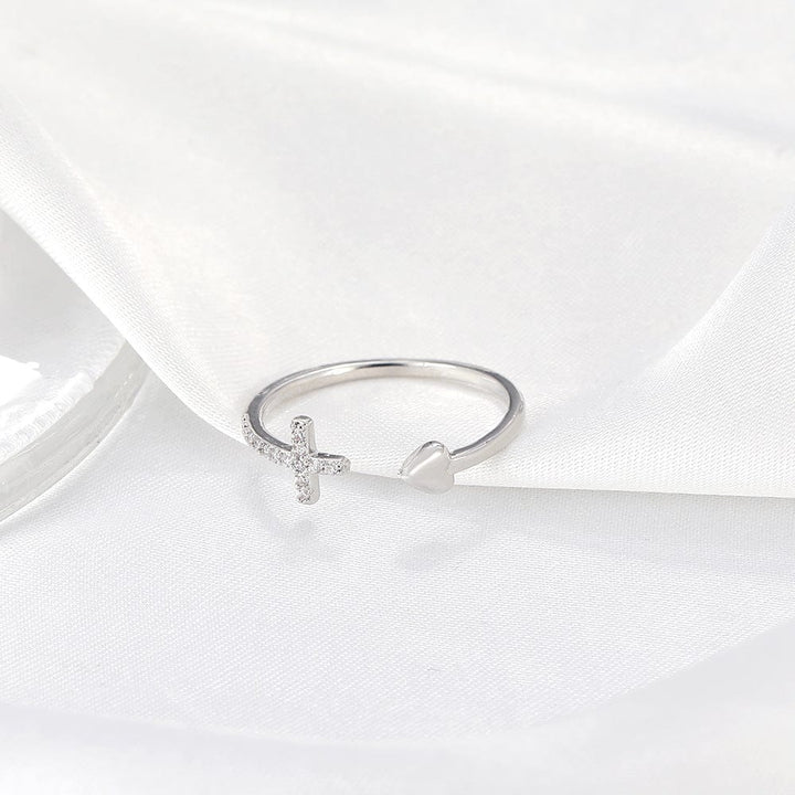ANILLO DE PLATA CON AMOR Y CRUZ