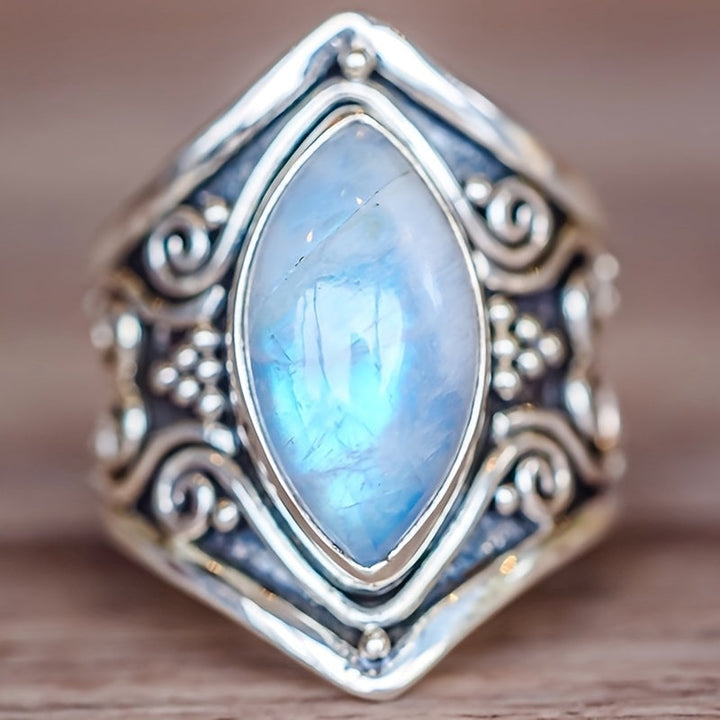 Anillo con Piedra de Luna Plateada