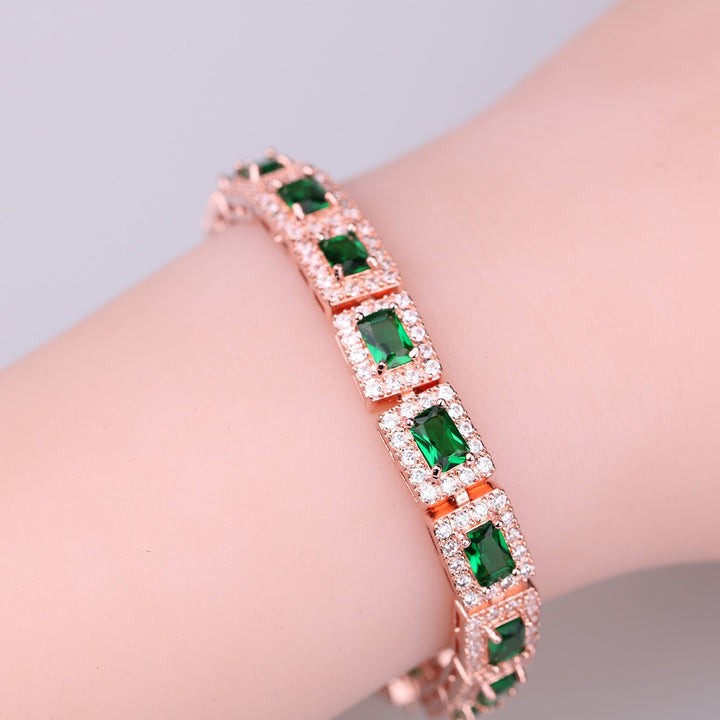 Pulsera de Oro con Esmeraldas Verdes