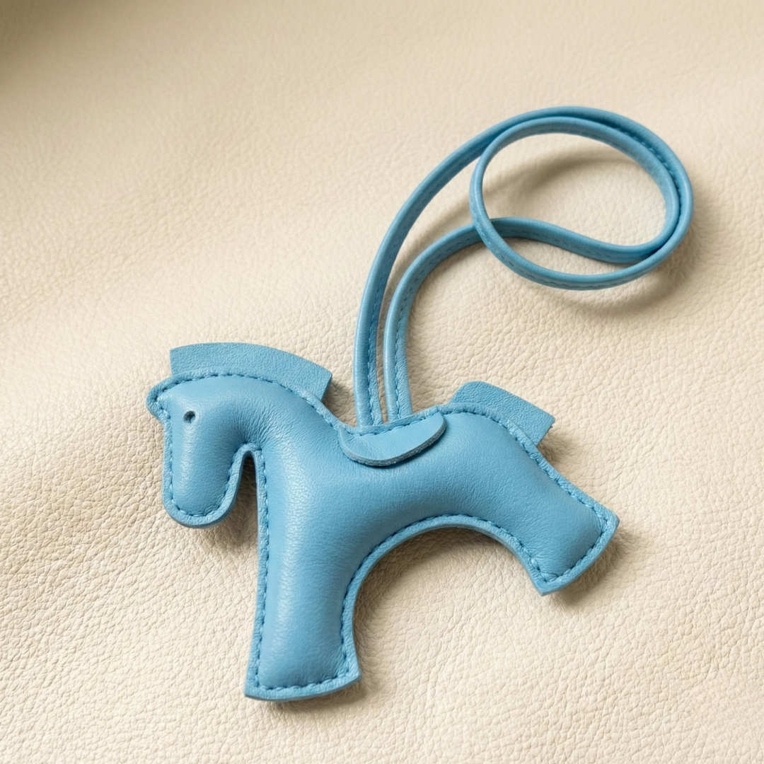 Llavero De Cuero Con Forma De Caballo Hecho A Mano