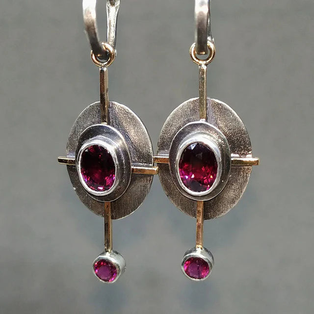 Pendientes boho con cristal de granada en plata de ley