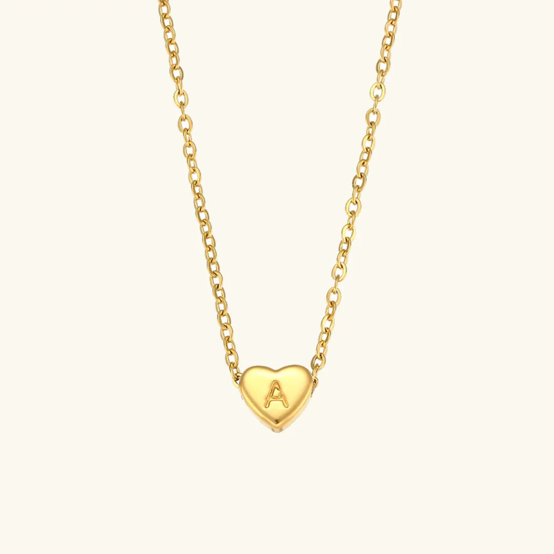 Collar de Oro con Inicial de Corazón