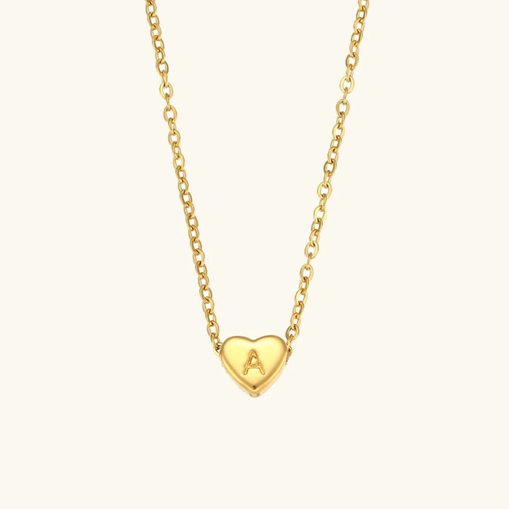 Collar de Oro con Inicial de Corazón