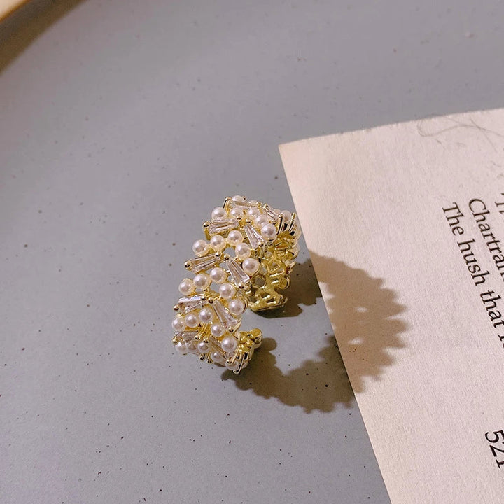 Anillo de Perla de Lujo en Oro