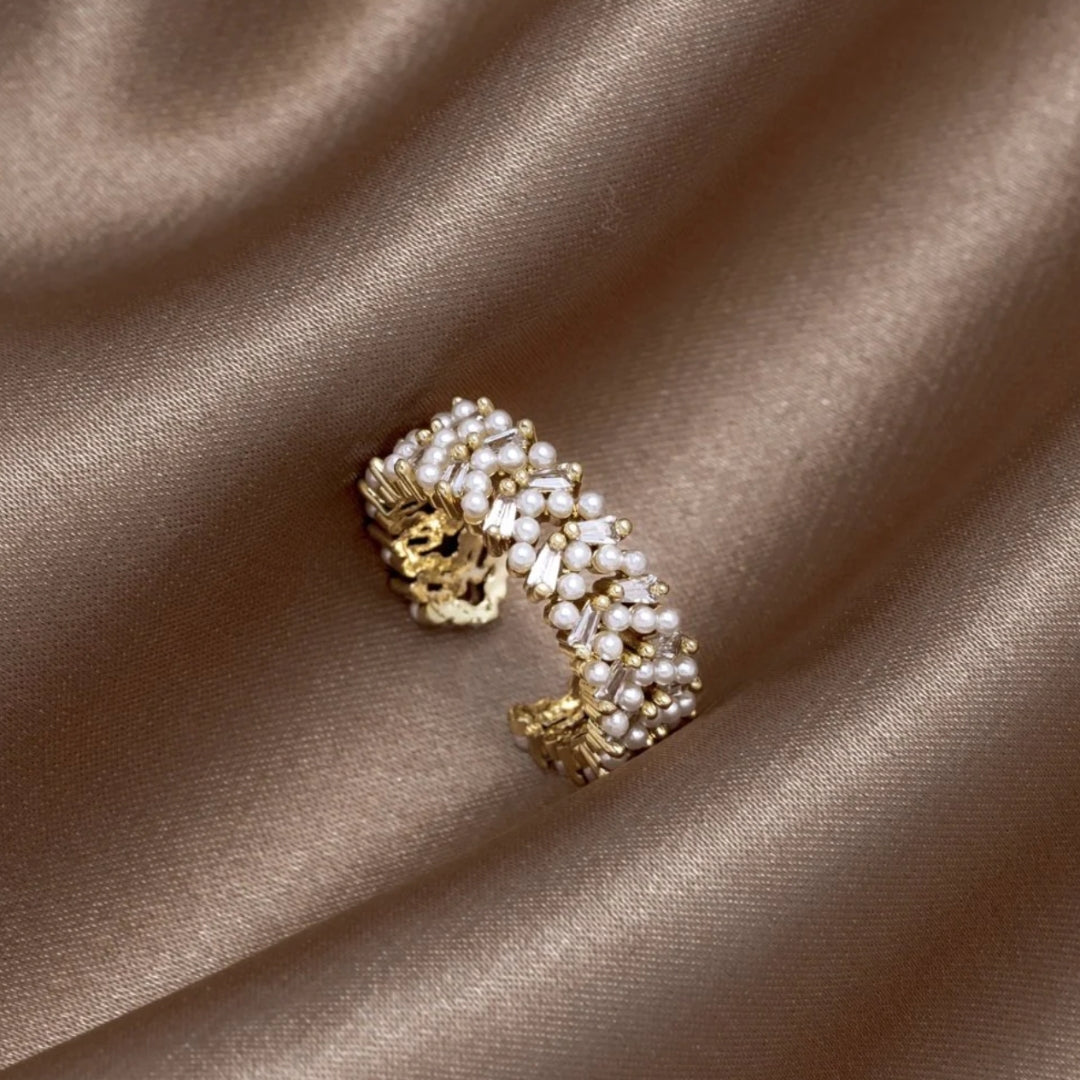 Anillo de Perla de Lujo en Oro