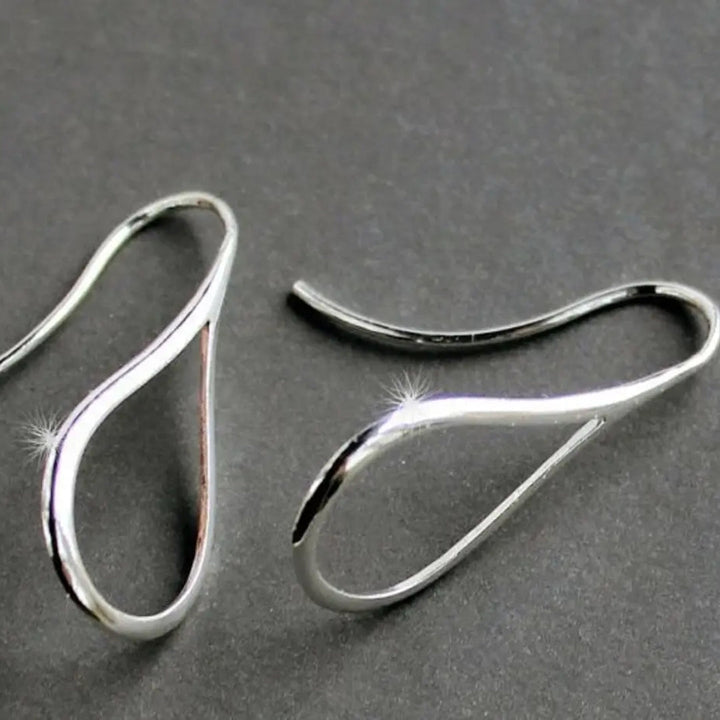 Pendientes vintage huecos con colgante
