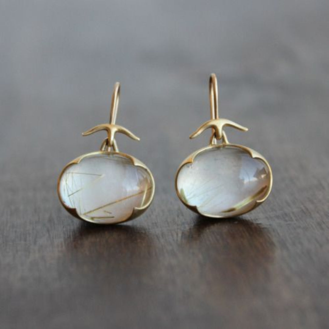 Pendientes vintage de oro con piedra lunar