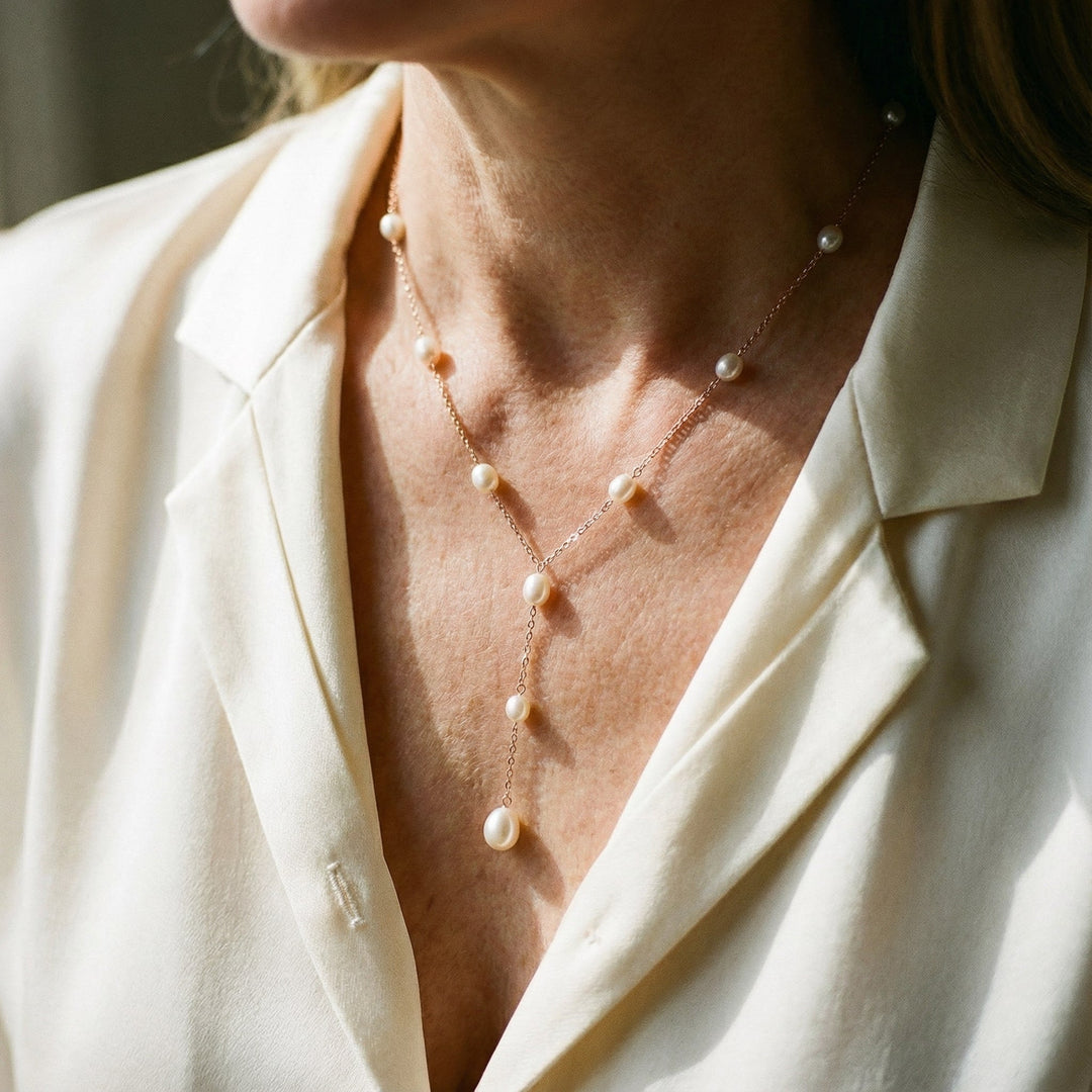 Collar vintage con colgante de perlas