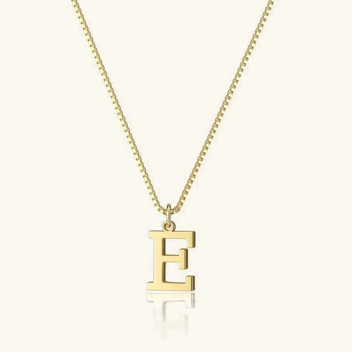 Collar de Oro con Letra Inicial