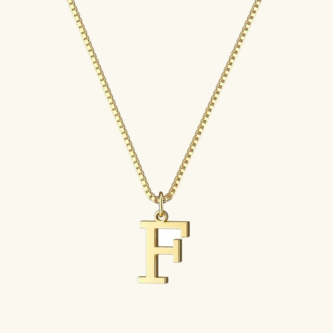 Collar de Oro con Letra Inicial