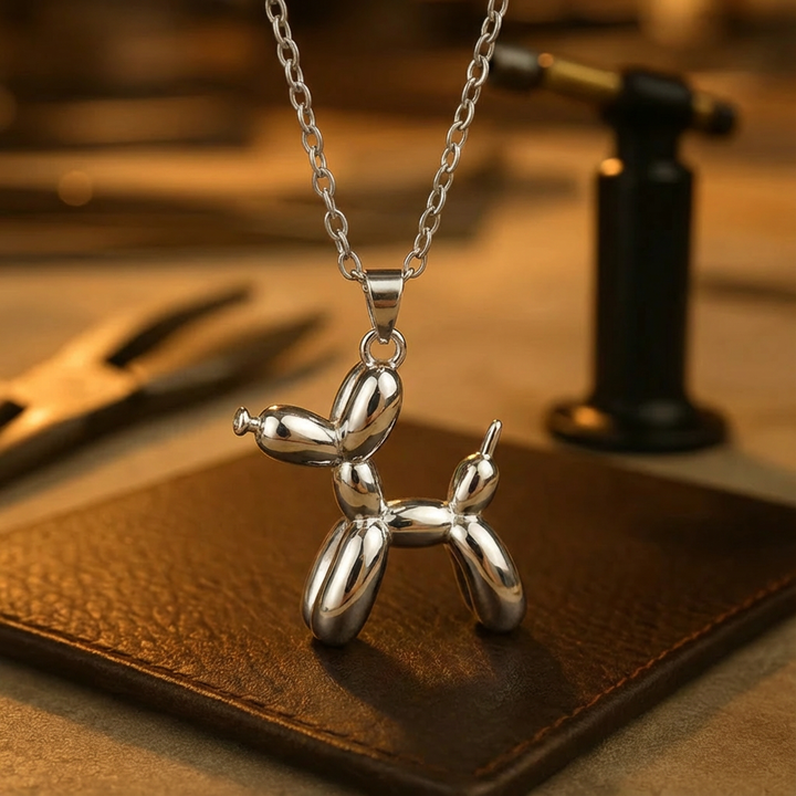 Collar Con Globo En Forma De Perro – Oro Y Plata