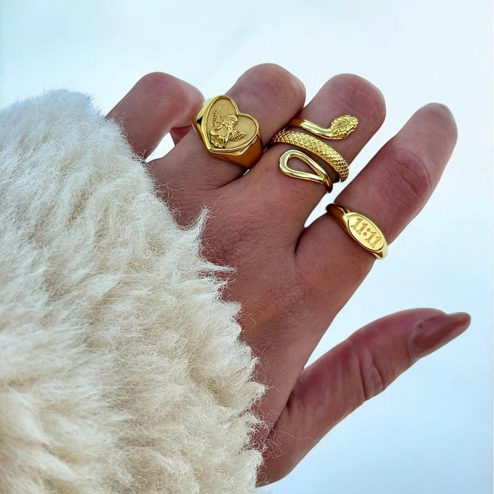 Anillo Ángel en Forma de Corazón