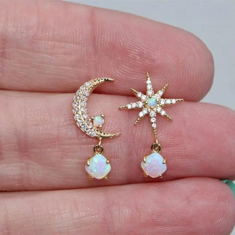 Pendientes de luna y estrella en oro y ópalo