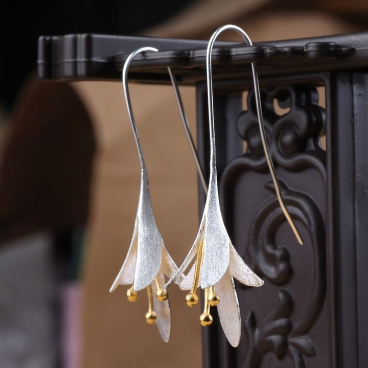 Pendientes de flor en plata