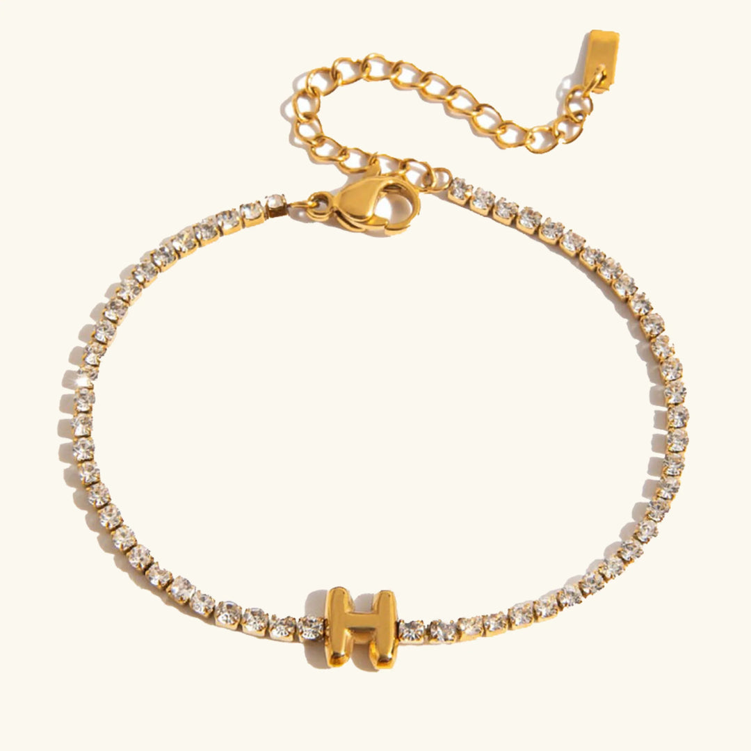 Pulsera Elegante de Oro con Letra en Burbuja