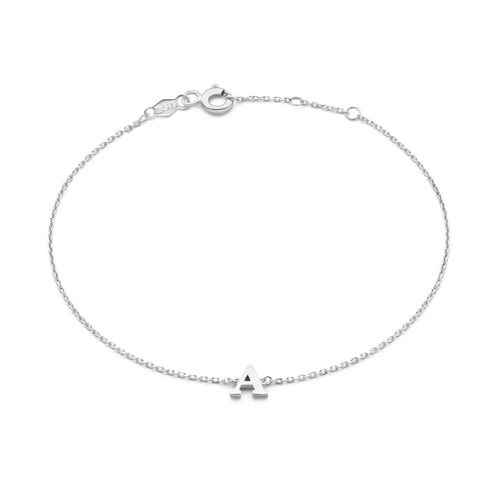 Pulsera de Elegancia con Inicial