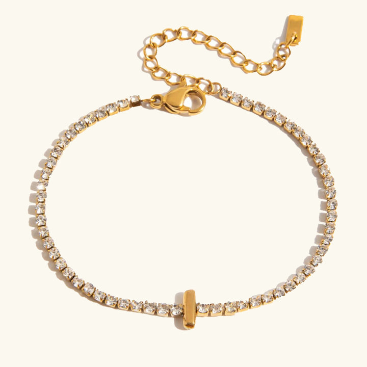 Pulsera Elegante de Oro con Letra en Burbuja