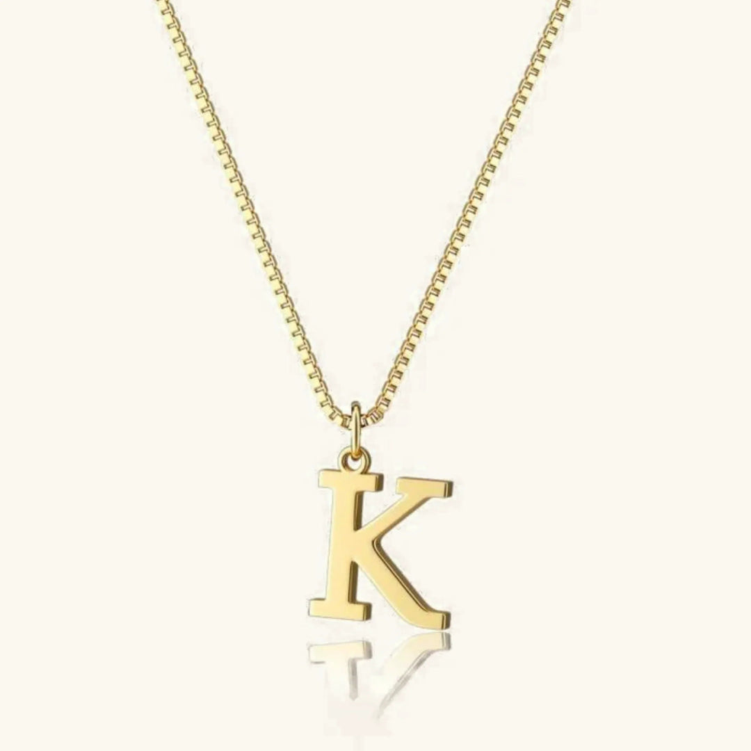Collar de Oro con Letra Inicial