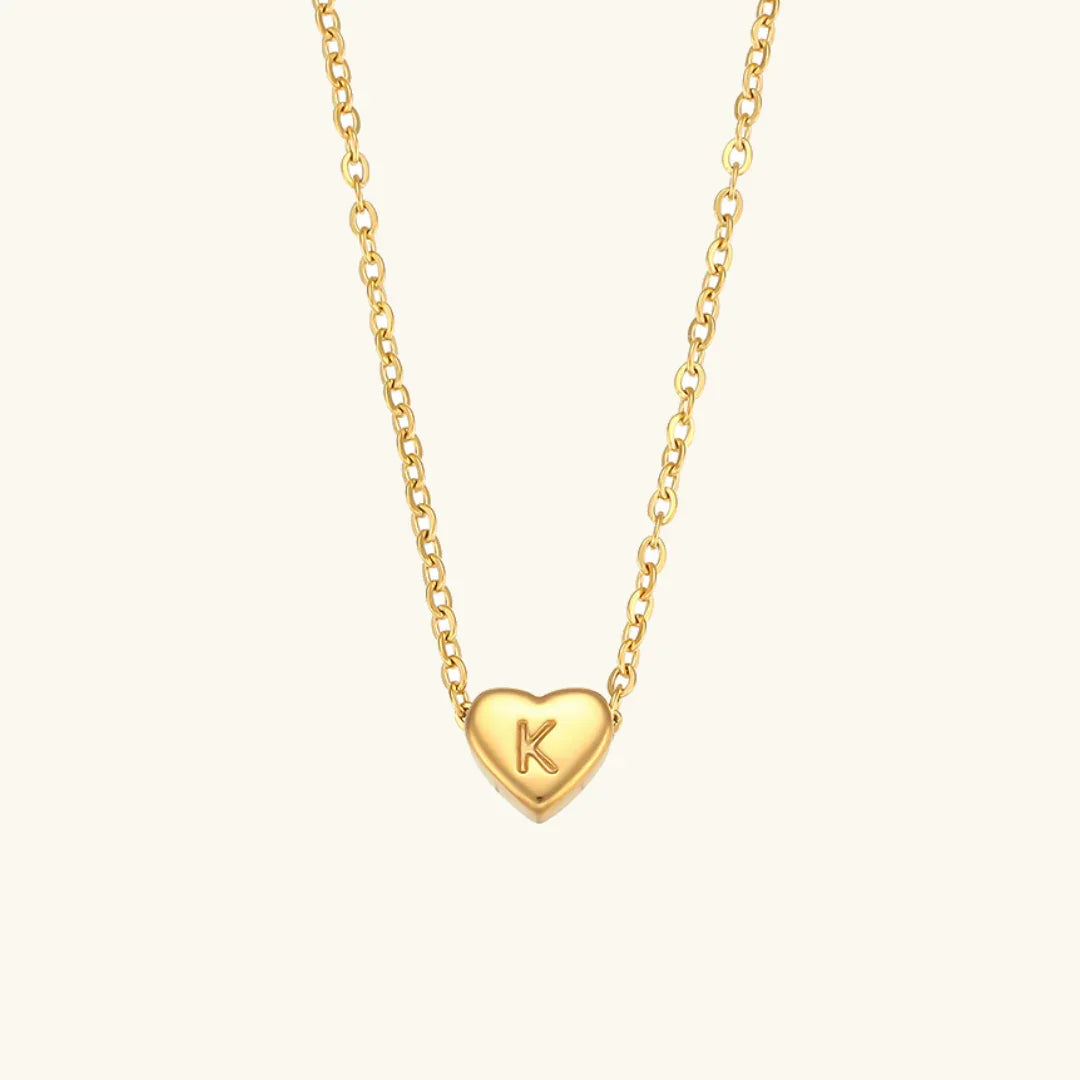 Collar de Oro con Inicial de Corazón