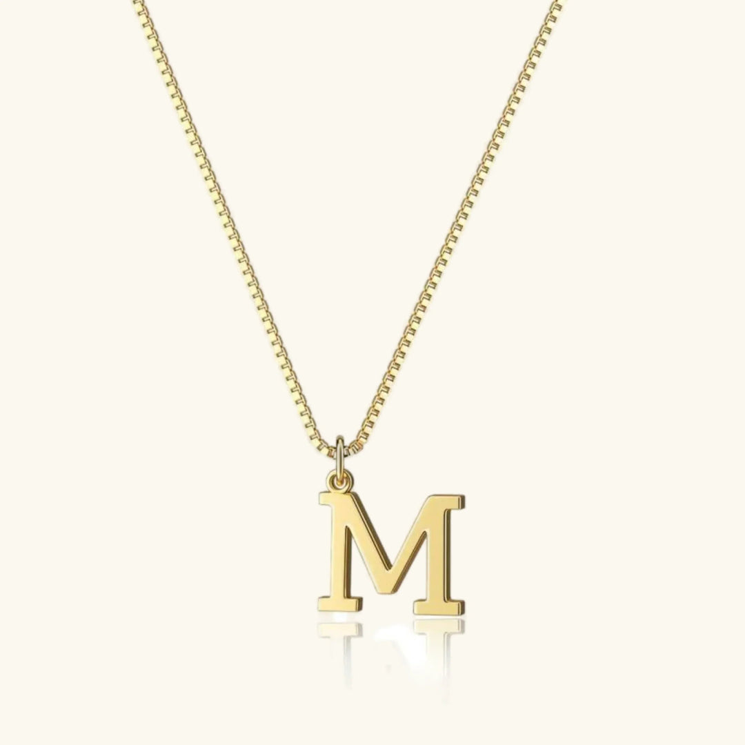 Collar de Oro con Letra Inicial