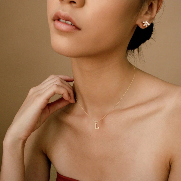 Collar de Oro con Letra Inicial