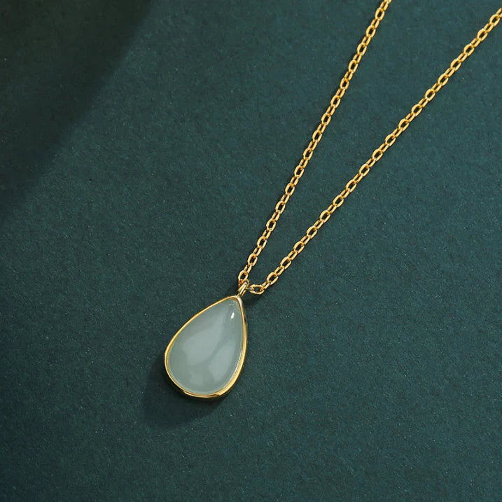 Collar con piedra de luna