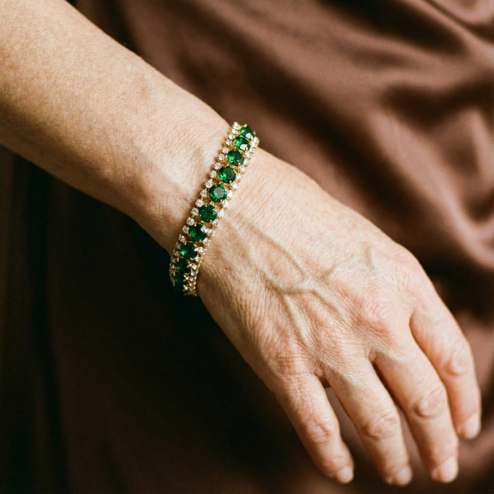 Pulsera dorada y verde