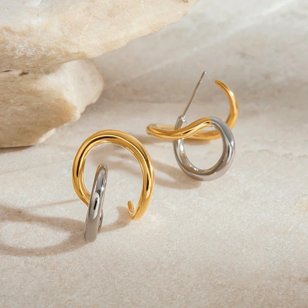 Pendientes Entrelazados Bicolor en Oro