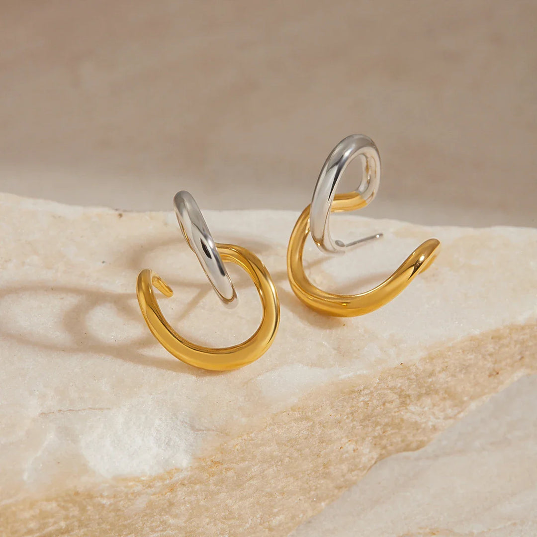 Pendientes Entrelazados Bicolor en Oro