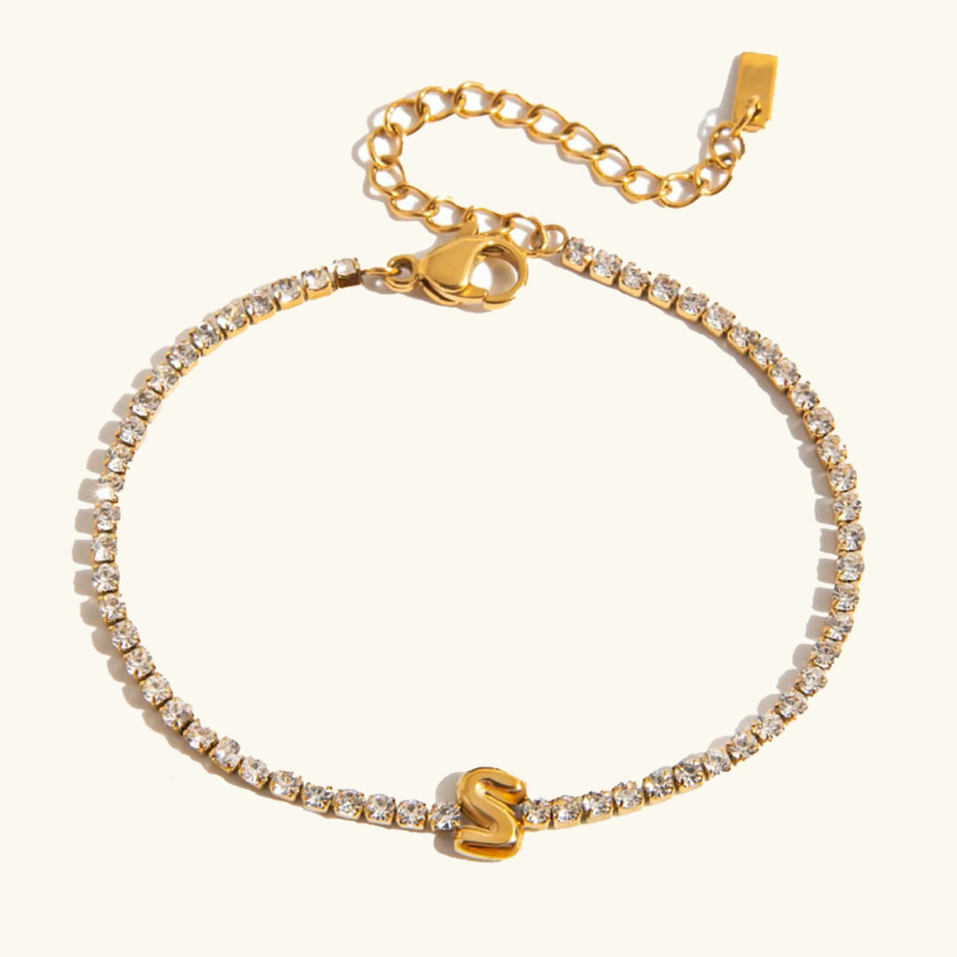 Pulsera Elegante de Oro con Letra en Burbuja