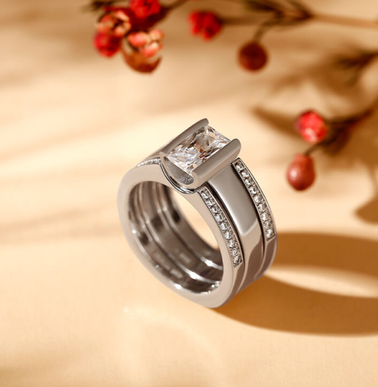 Anillo de Diamantes de Tres Piezas Estilo Europeo y Americano