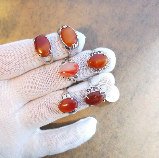 Conjunto de Anillos en Piedra Natural